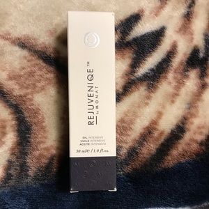 Rejuveniqe oil by monat